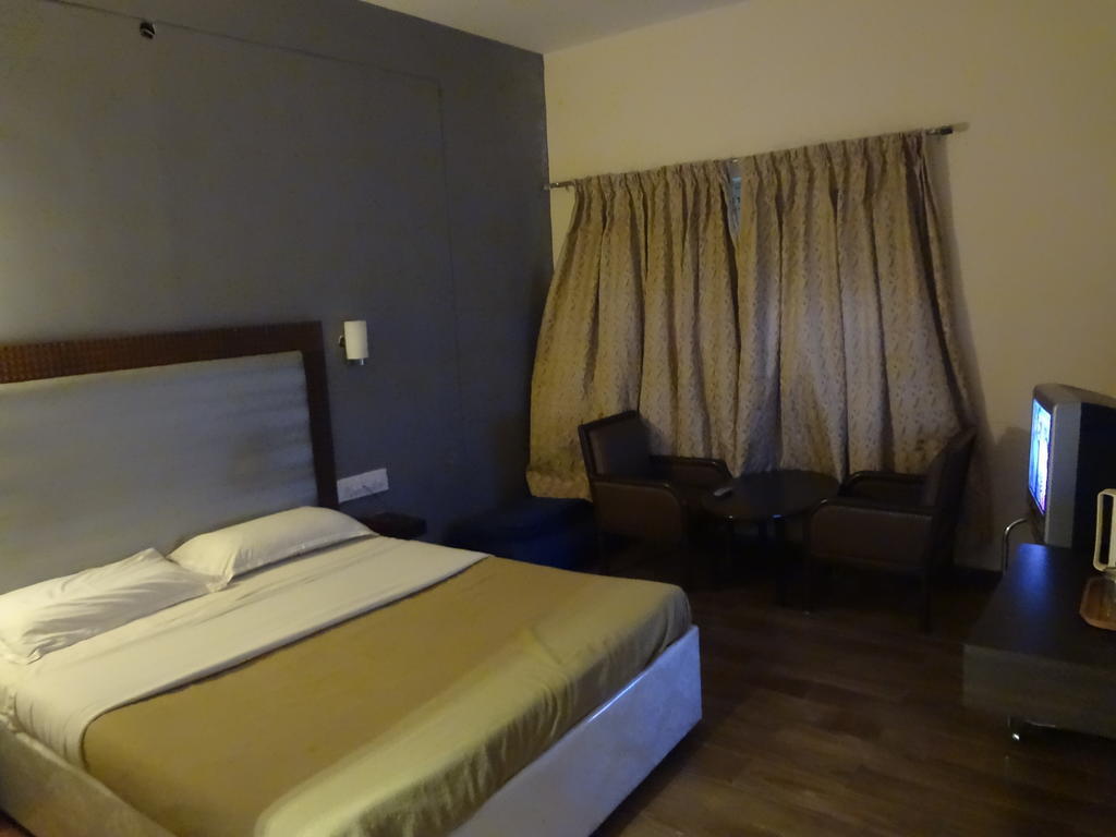 Hotel New Rajdarshan Madikeri Værelse billede