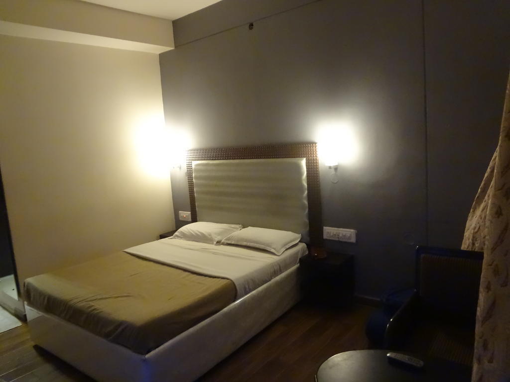 Hotel New Rajdarshan Madikeri Værelse billede