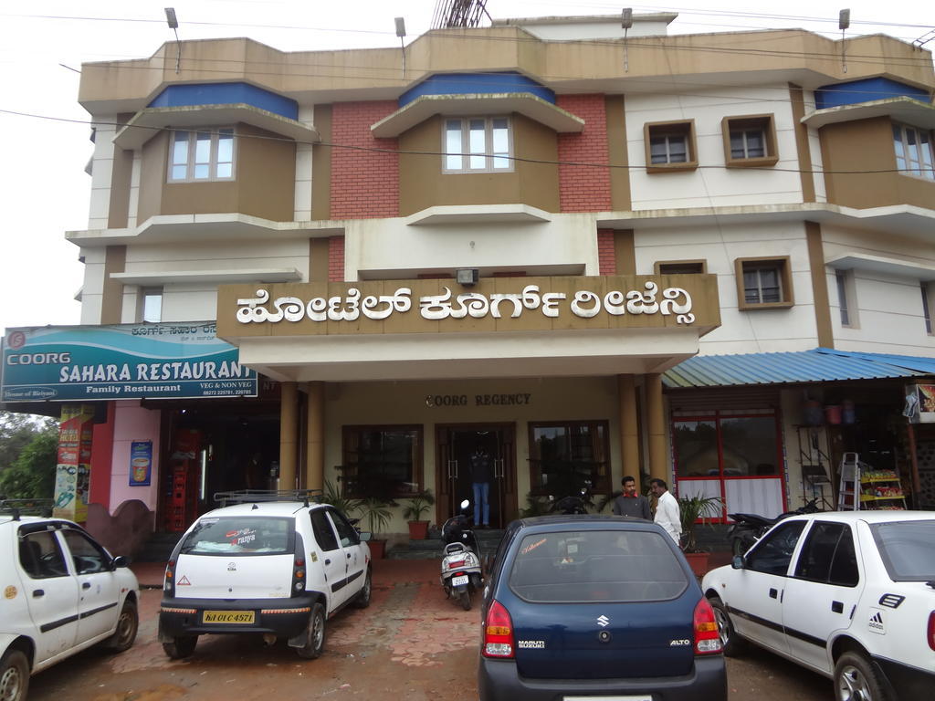 Hotel New Rajdarshan Madikeri Eksteriør billede