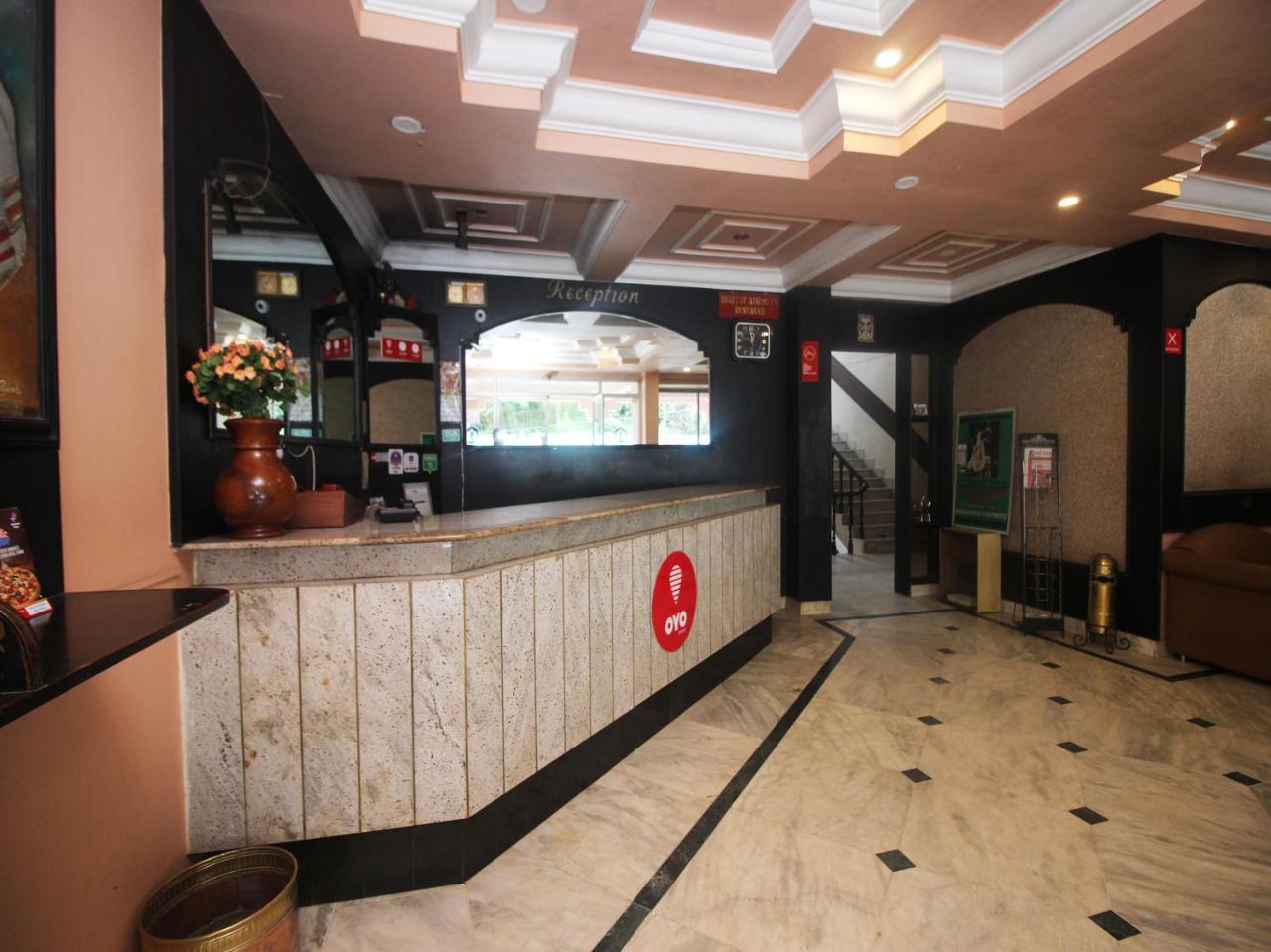 Hotel New Rajdarshan Madikeri Eksteriør billede