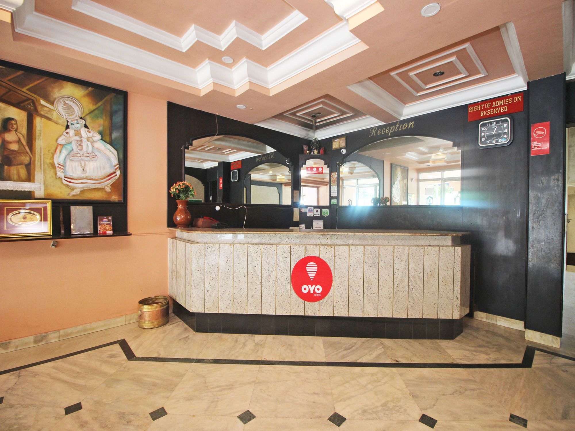 Hotel New Rajdarshan Madikeri Eksteriør billede